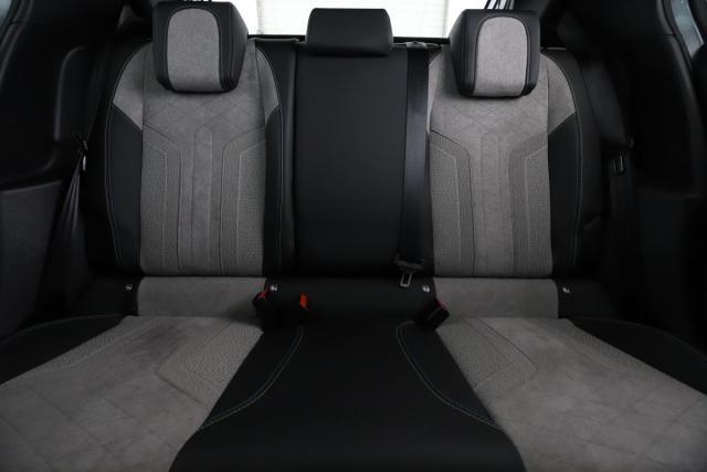 Peugeot 208 image 3