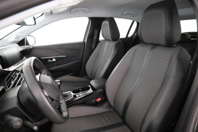 Peugeot 208 image 3