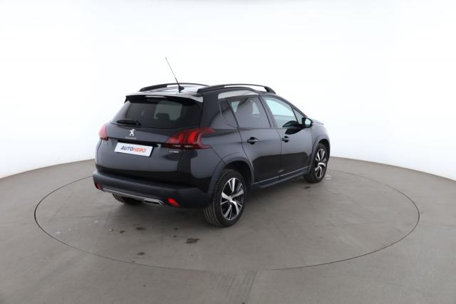 Peugeot 2008 image 3