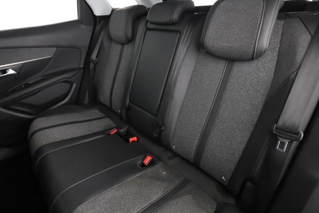 Peugeot 3008 image 6