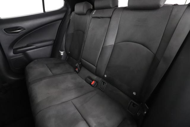 Lexus Ux image 5