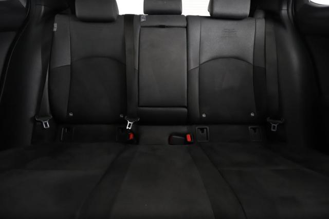 Lexus Ux image 7