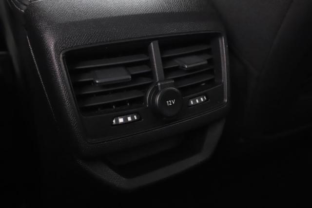 Peugeot 3008 image 6