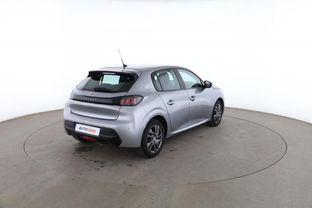Peugeot 208 image 2