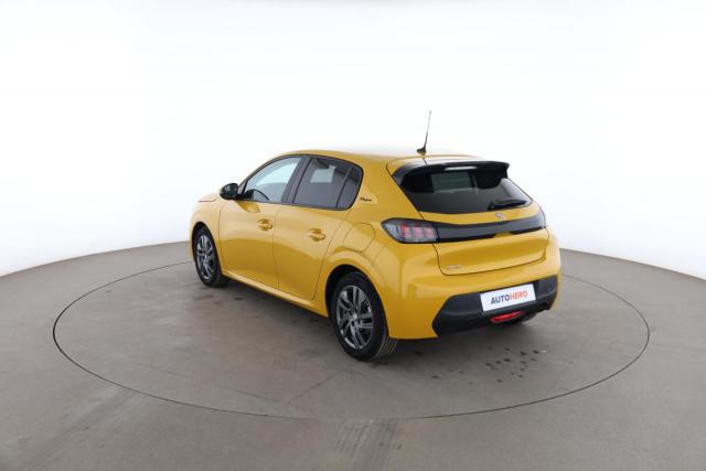 Peugeot 208 image 2