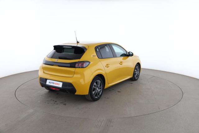 Peugeot 208 image 7