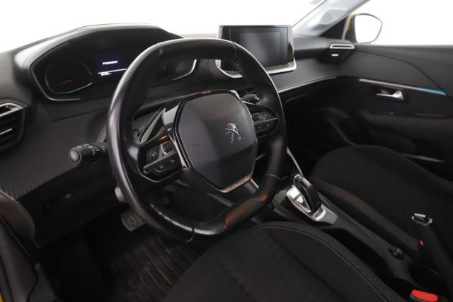 Peugeot 208 image 4