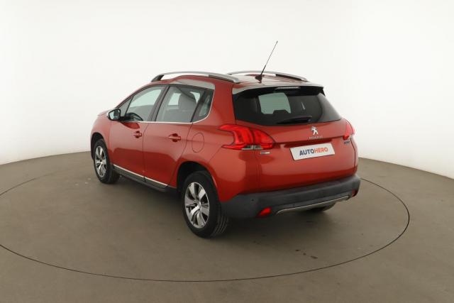 Peugeot 2008 image 8