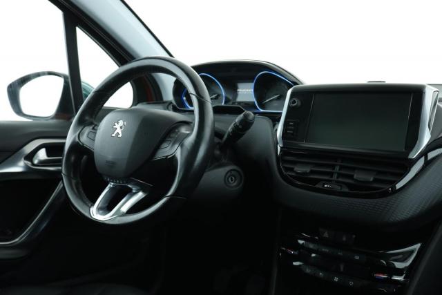 Peugeot 2008 image 1