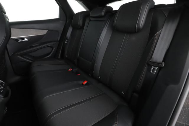 Peugeot 3008 image 3