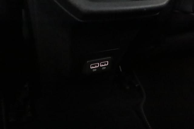 Peugeot 3008 image 9