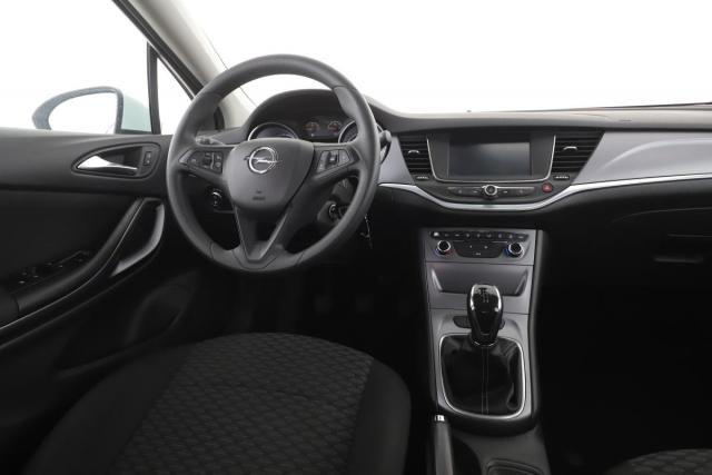 Opel Astra image 2