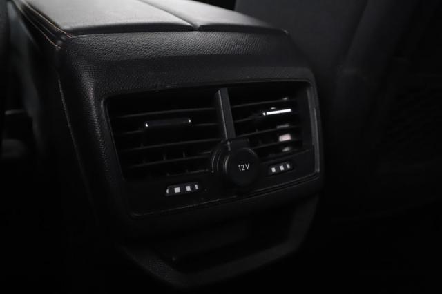 Peugeot 3008 image 9