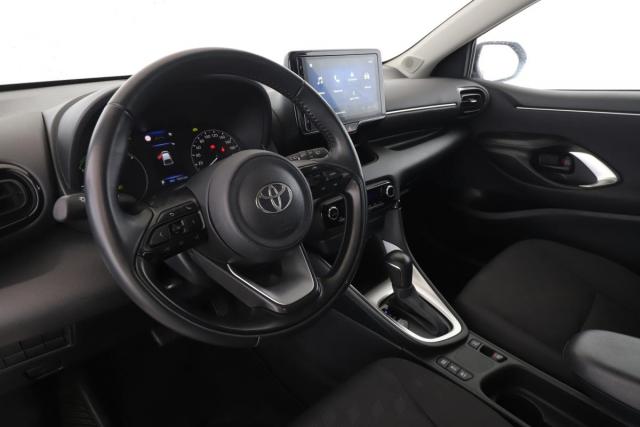 Toyota Yaris image 2