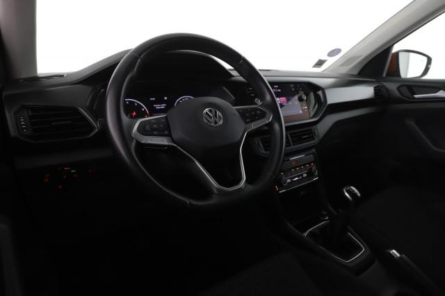 Volkswagen T-Cross image 3