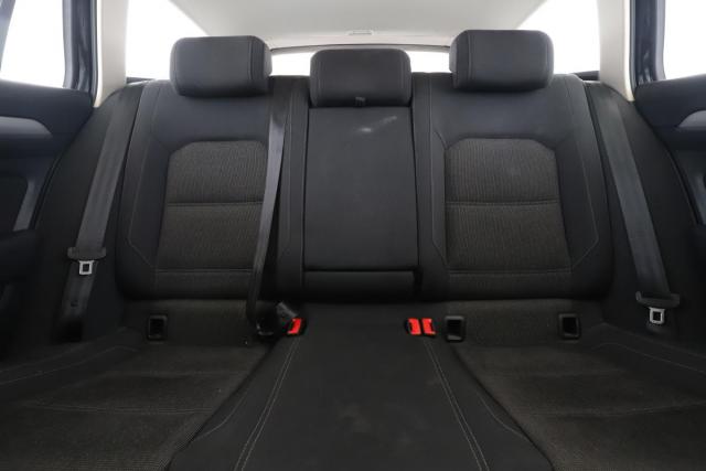 Volkswagen Passat Sw image 1