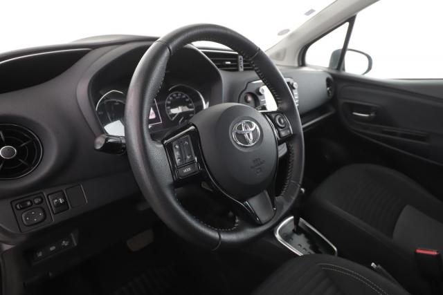 Toyota Yaris image 9