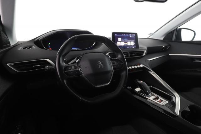Peugeot 5008 image 2
