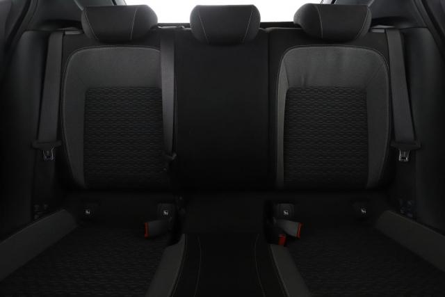 Opel Astra image 8