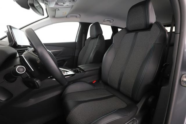 Peugeot 3008 image 1