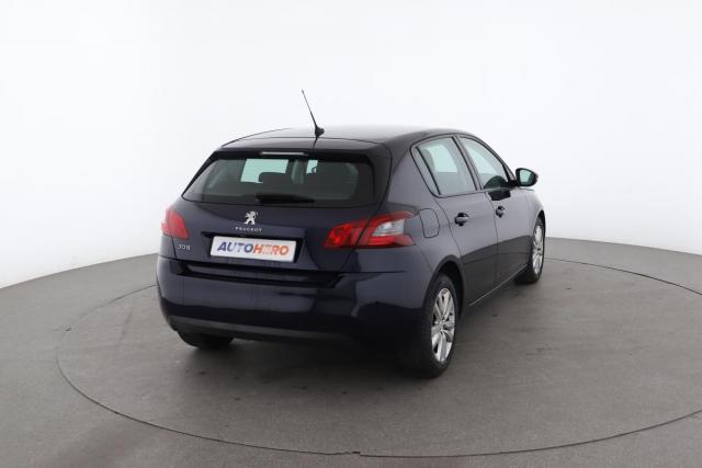 Peugeot 308 image 9