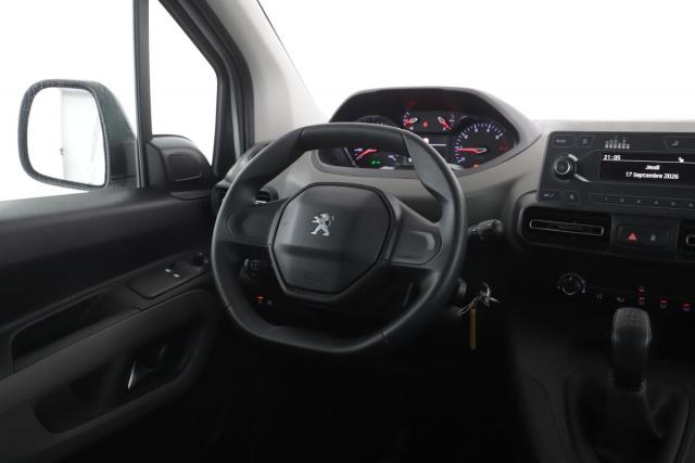 Peugeot Rifter image 1