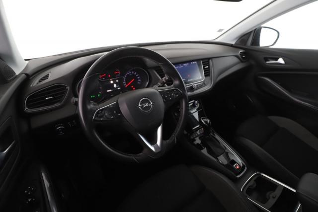 Opel Grandland X image 2