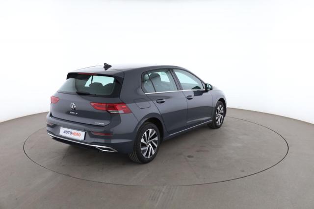 Volkswagen Golf image 4