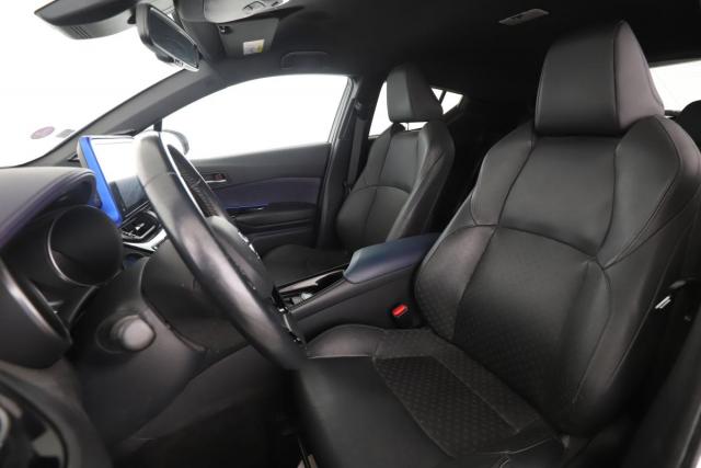 Toyota C-Hr image 6