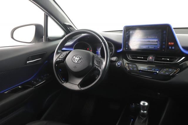 Toyota C-Hr image 1