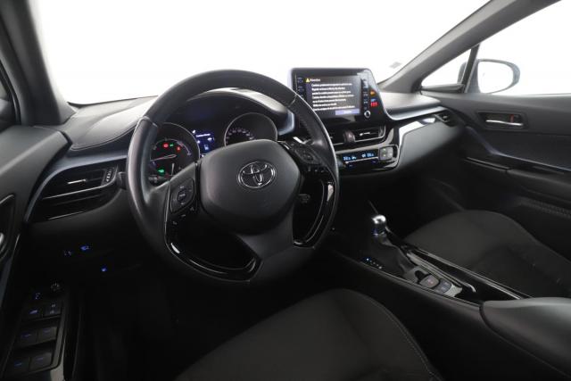 Toyota C-Hr image 3