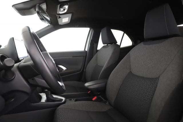 Toyota Yaris Cross image 9