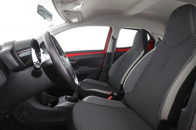 Toyota Aygo image 6