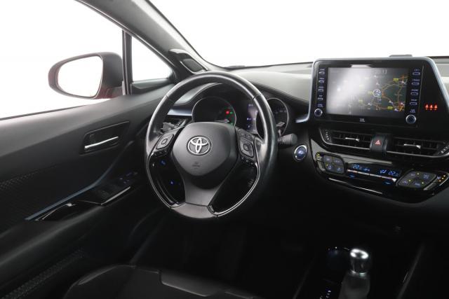 Toyota C-Hr image 8