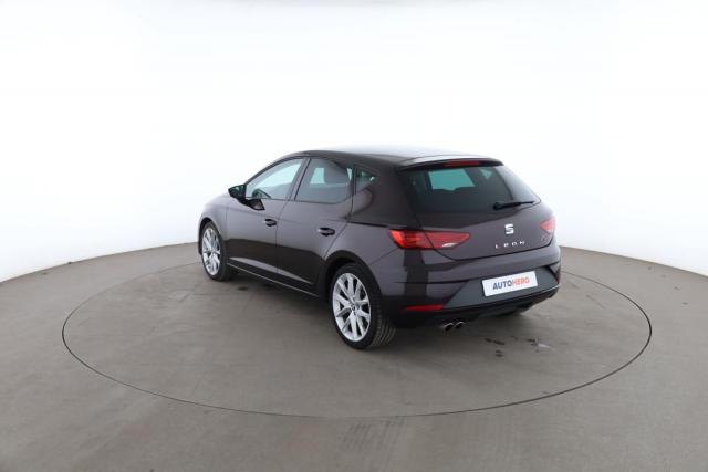 Seat Leon image 3