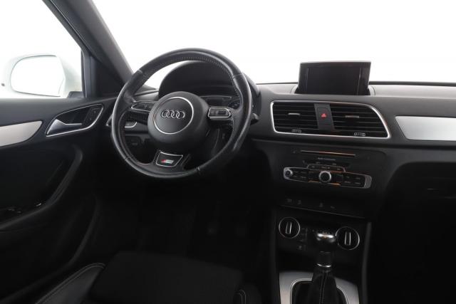 Audi Q3 image 9
