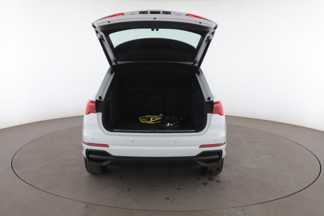 Audi Q3 image 1