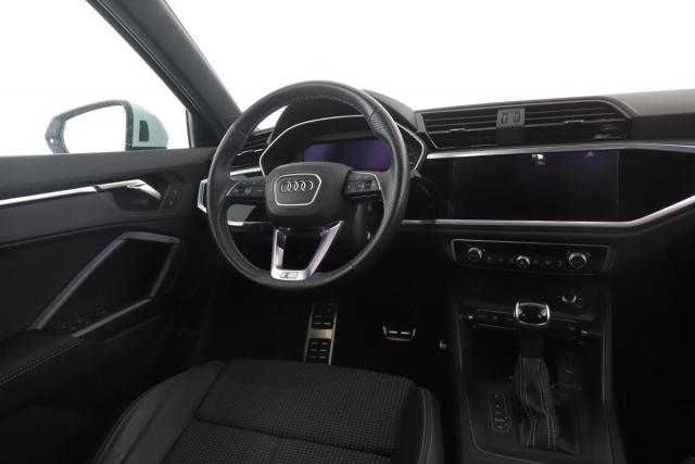 Audi Q3 image 3