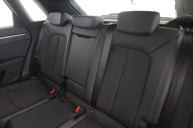 Audi Q3 image 7