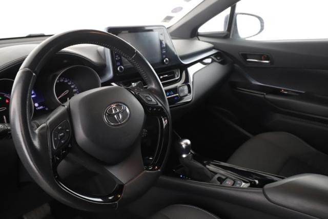 Toyota C-Hr image 5