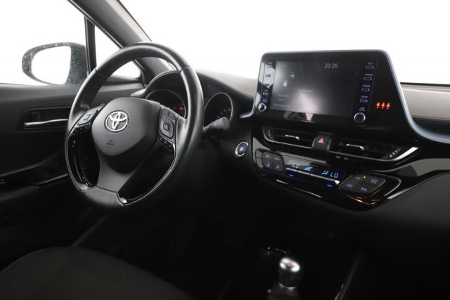 Toyota C-Hr image 4