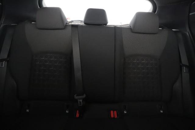 Toyota C-Hr image 7