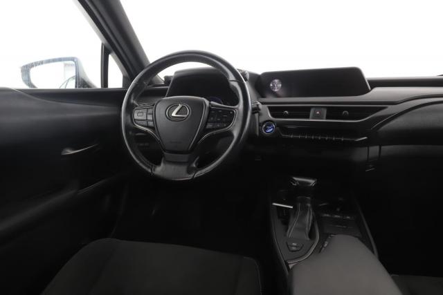 Lexus Ux image 7
