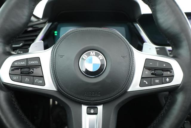 Bmw Z4 image 9
