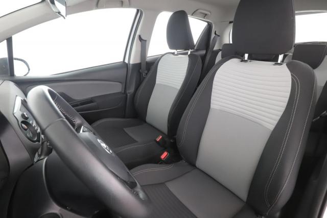 Toyota Yaris image 7