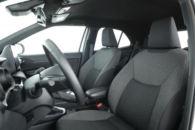 Toyota Yaris Cross image 1