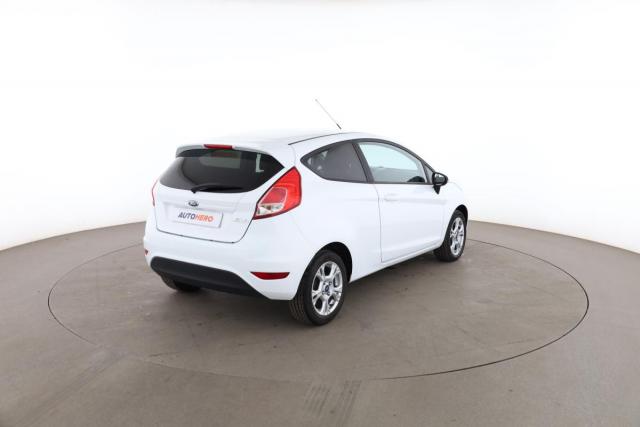 Ford Fiesta image 2