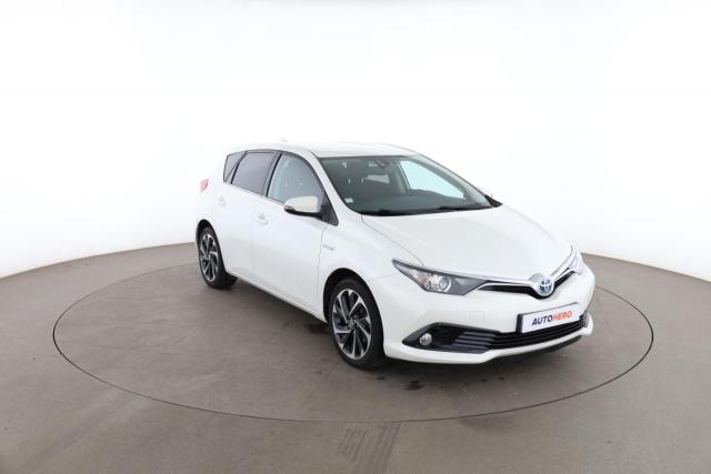 Toyota Auris image 3