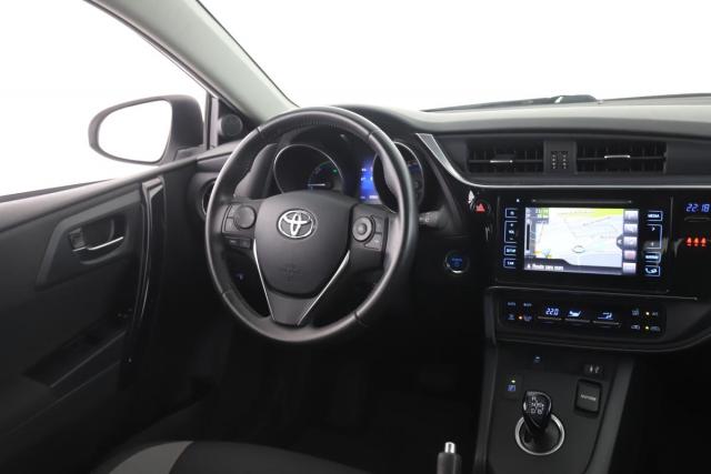 Toyota Auris image 4