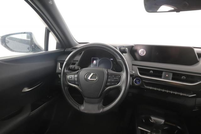 Lexus Ux image 3